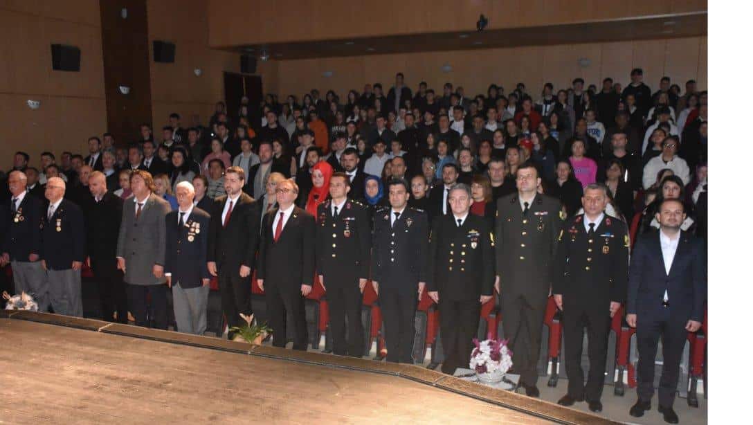 18 Mart Şehitleri Anma Günü ve Çanakkale Deniz Zaferi'nin 109. Yıl Dönümü Programı Düzenlendi